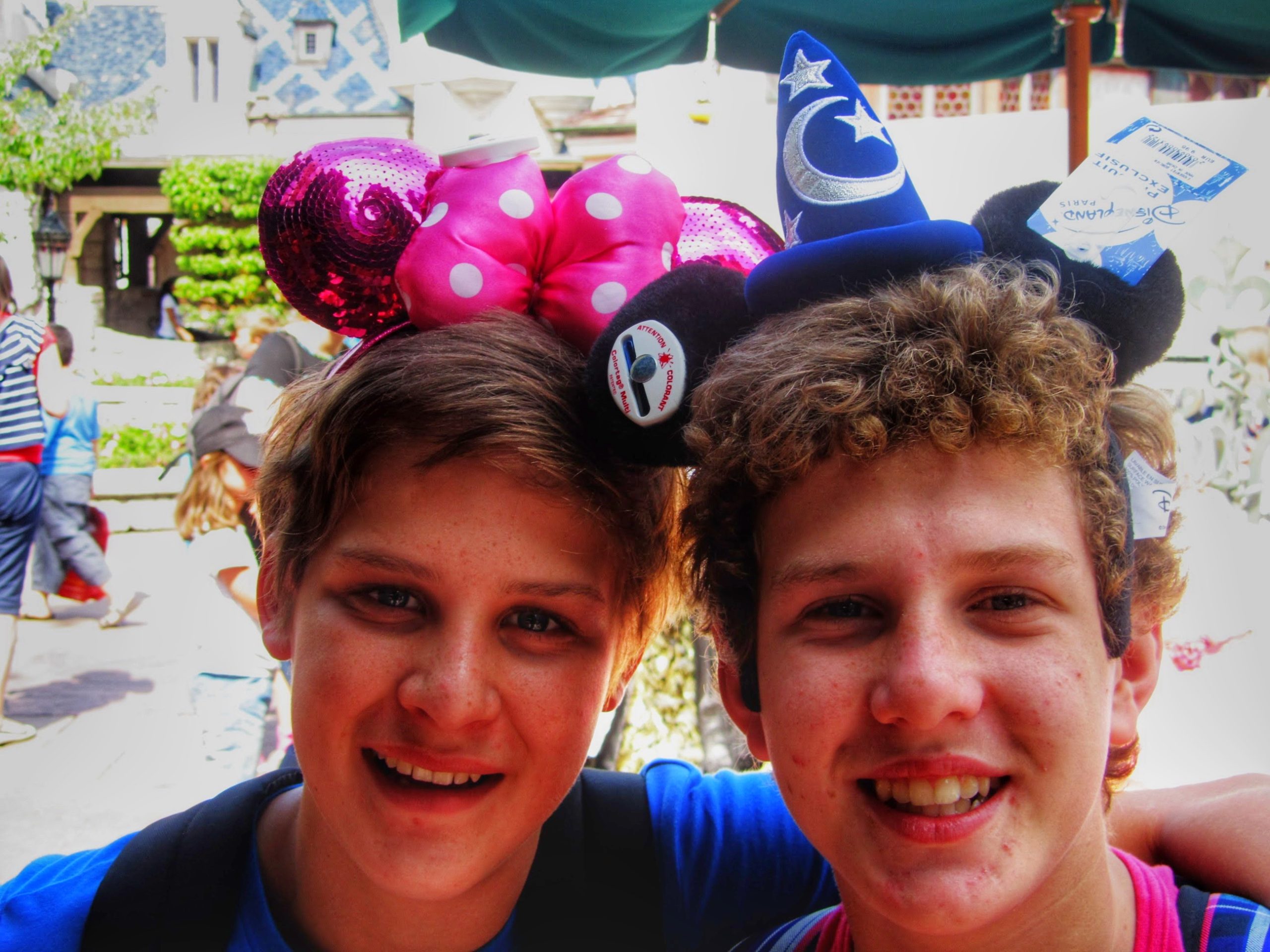 Minnie Muis en Buzz Lightyear in Parys
